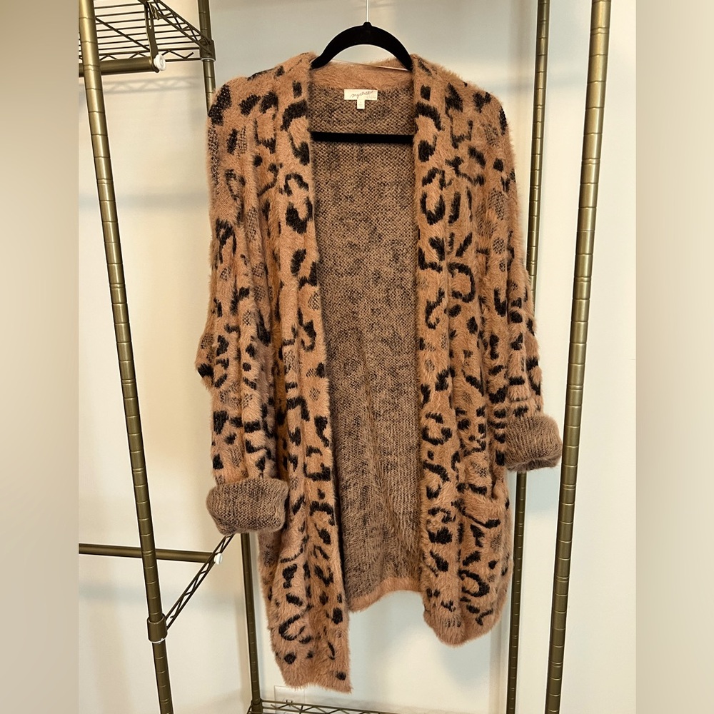 Mystree Leopard Print Fuzzy Cardigan (L)